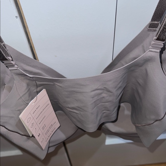 True & Co True Body Boost Triangle Covertible Strap Bra - Picture 4 of 8